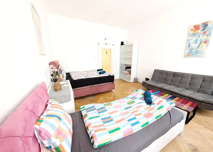 Spacious 3br Next To Wiener Stadthalle G3 * Vienna